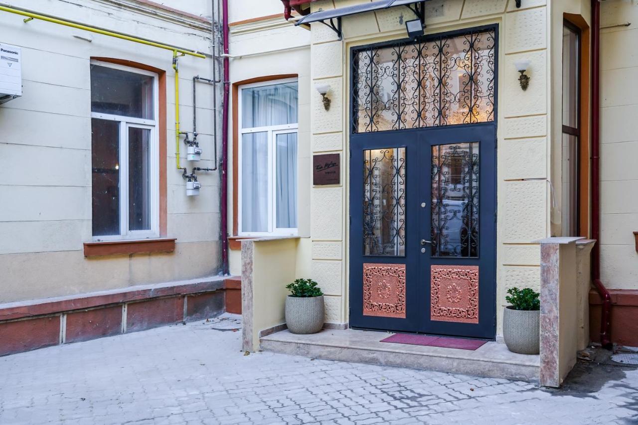 The Urban Oasis Apartment Bucharest Exterior photo